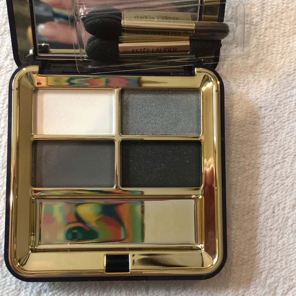 Estée Lauder Black Smoke Quad used once